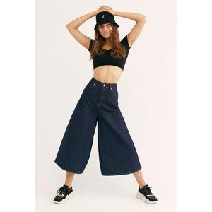 Deals for Levis Engineered Jeans 